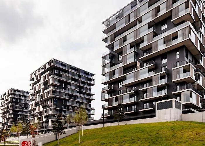 Downtown Apartments ,Next To Spodek-Free Parking